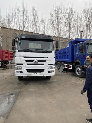 Op zwaar werk berekende Gebruikte de Tractorvrachtwagen van Sinotruck Howo met Weichai-Motor371hp Nieuwe Verf