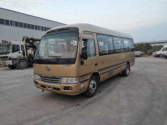 De Busklq6702 SOFIM Dieselmotor 95kw 23-29seats van de tweede Hand Hogere Onderlegger voor glazen