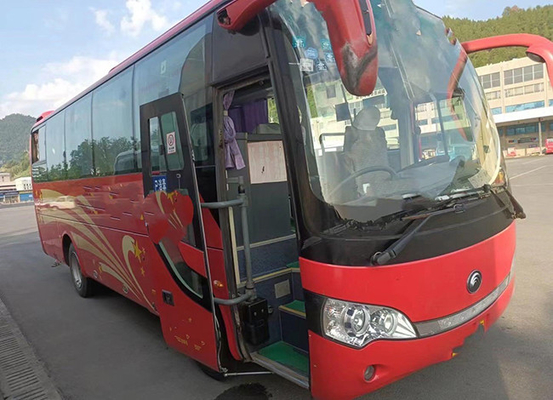 De rechtse Aandrijving Gebruikte Passagier Yutong vervoert Tweede Hand 30 Zetels per bus 3150 Mm