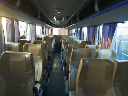 Gebruikte Youtong-Passagiersbus Bus 49 Passagier Seaters Modelzk6110 met Yuchai-Motor