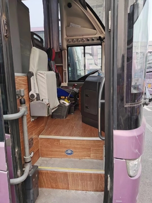 Oude Bus 61 van de Bus Dubbele Axlebrake van Zetels 2014 Jaar Gebruikte Yutong ZK6147 de Luxebussen