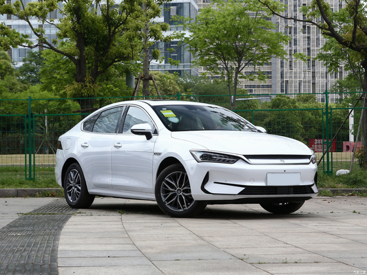 Nieuwe energiezuinige voertuigen BYD Qin Plus EV Model 510km Plug-In Hybrid