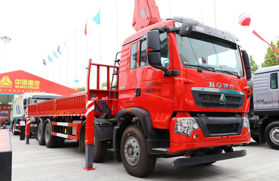 8x4 vrachtwagen kraan gemonteerd Chinese merk Howo 350 pk Weichai motor XCMG Arm Strong Power