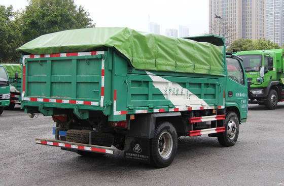 Gebruikte vrachtwagen 4*2 Dongfeng Kleine dumptruck Groen Kleur Eenrijzige cabine handleiding
