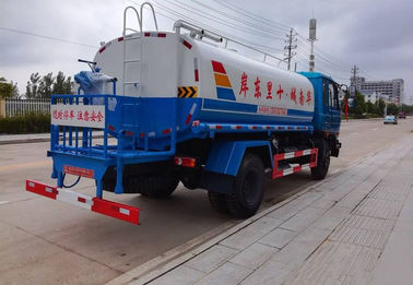 Dongfeng Gebruikte Olietanker 7350×2470×2710mm 10000L-Tankcapaciteit met Rode Diesel Motor