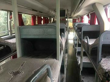 Super Ruimte Gouden Gebruikte YUTONG vervoert 47 Dwarsbalk Diesel Motor 2012 Jaar per bus