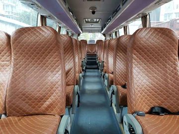 ZK6938H9 blauwe Gebruikte Yutong vervoert 39 Zetels Gebruikte het JAAR Grote Prestaties per bus van de Reisbus 2010