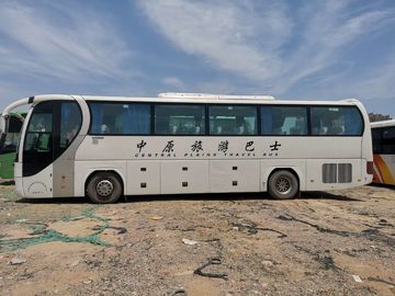 51 de zetels gebruikten Yutong-van de de Busmens van de Stadsdienst de Reeks van de Diesel de Bus Vlakke Witte Kleur Linkerkantleiding