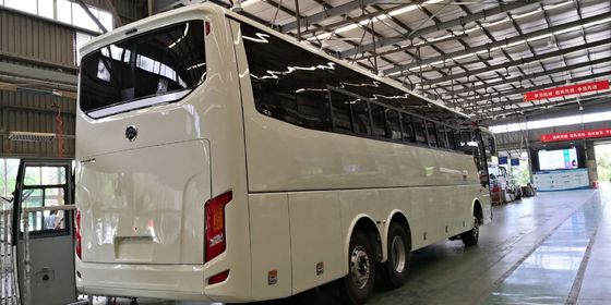 Het nieuwe Merk Dubbel Axle Euro II Diesel Reisbus Front Cummins Engine Buses 58-70 Zetels gebruikte Gouden Draak XML6125