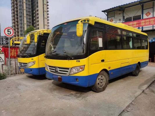 Gebruikte van de de Passagiersbus van Yutong Mini Bus ZK6720d Front Engine 95kw Yuchai Goede Euro IV 26seats
