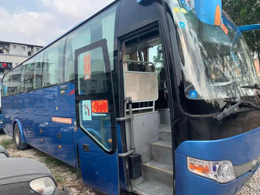 Gebruikte Yutong-Bus 41 van de Buszk6107 Gebruikte Passagier Zetels verdubbelt Gebruikte Deuren de Lage Kilometer van Busbus steel chiassis