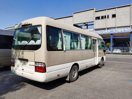 De Gebruikte Bus van Toyota Onderlegger voor glazen met Volledig Materiaal 20 de Zetels Gebruikte van het het Jaar Glijdende Venster van Mini Bus In 2012 Bus van de Benzinemunual