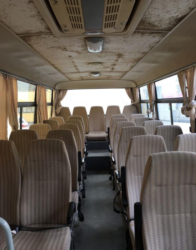 De middengrootte traint Tweede Hand, Gebruikte Bus en Bus 2012 Jaar met 31 Zetels