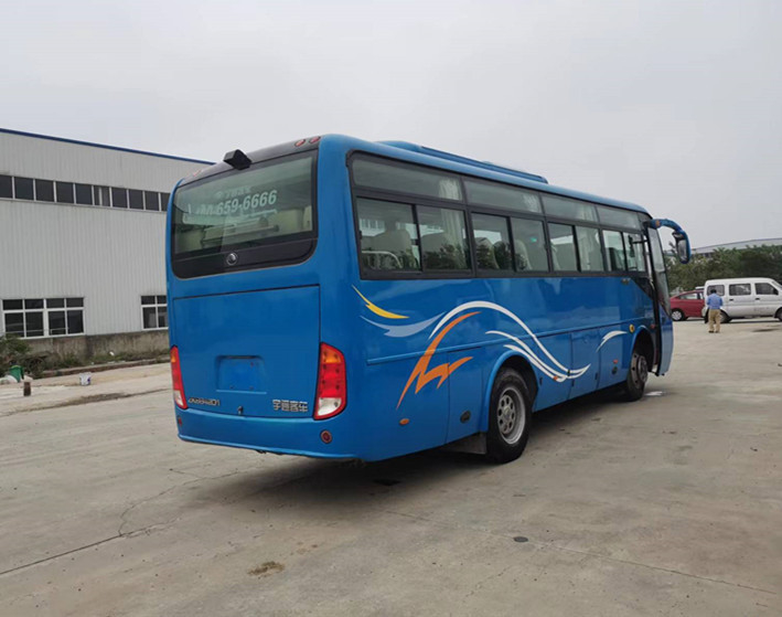 37 Zetels Gebruikte Yutong-Buszk6842d Front Engine Coach RHD Leiding voor Vervoer