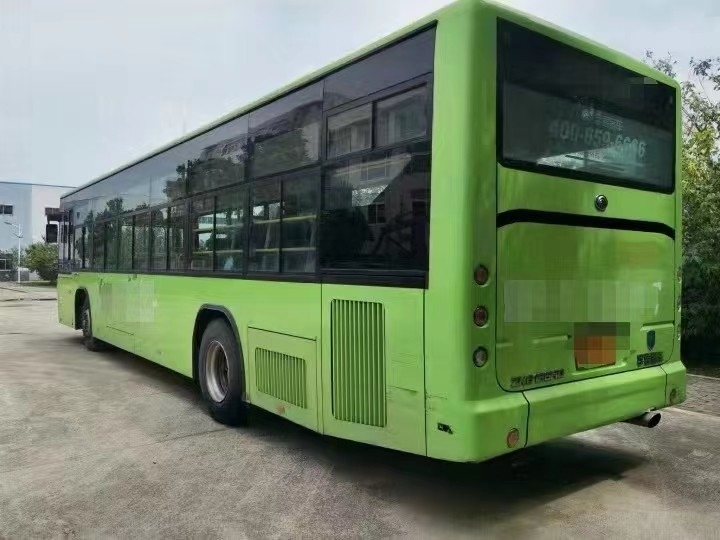 Zk6128 Stad Gebruikt Yutong-de Dieselmotor van de BusBus 60seats van de Bus Rechts Aandrijving Sightseeing