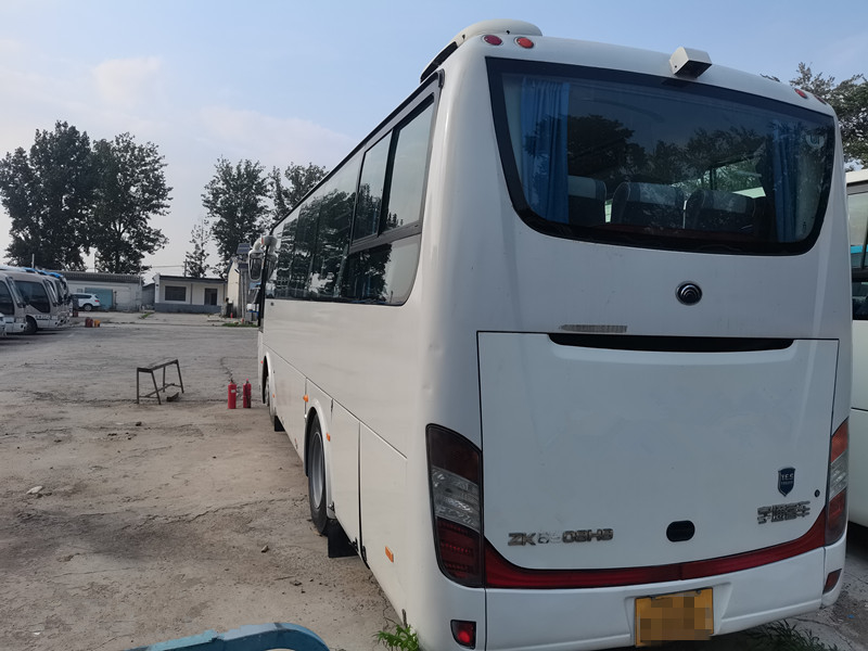 Bus van 39 Zetels de ZK6908 Gebruikte Yutong voor de Dieselmotoren van de Vervoersleiding LHD