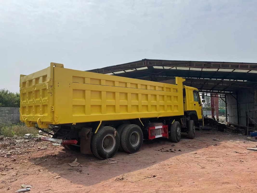 8*4 gebruikte Stortplaatsvrachtwagen 40ton Mitsubishi Fuso 12 de Vrachtwagen van de Wielen Tweede Hand met 380HP