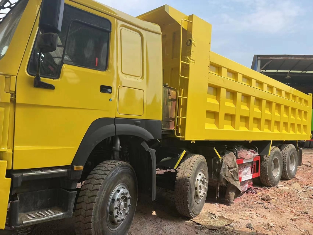 8*4 gebruikte Stortplaatsvrachtwagen 40ton Mitsubishi Fuso 12 de Vrachtwagen van de Wielen Tweede Hand met 380HP