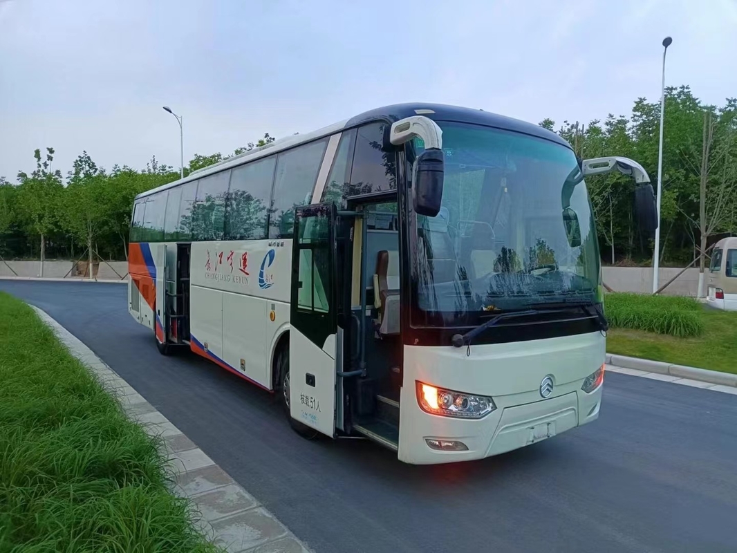 51 gebruikte de Achtermotor van zetelsrhd Bus Buses Golden Dragon XML6113 Twee Deureneuro IV
