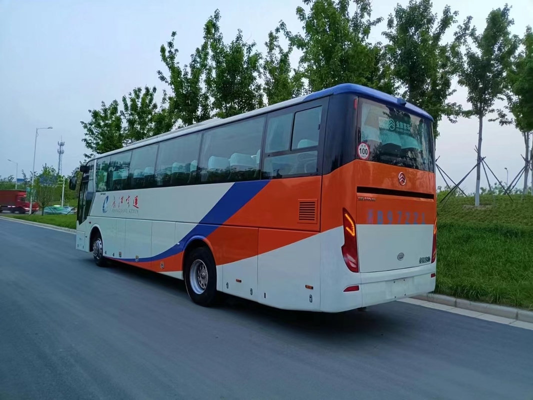 51 gebruikte de Achtermotor van zetelsrhd Bus Buses Golden Dragon XML6113 Twee Deureneuro IV