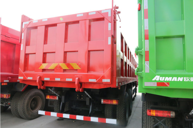 Diesel van de 25 Kubieke Metersemmer Stortplaatsvrachtwagen 15 van Ladingston Euro II van de Aandrijvingsrhd van 8x4 de Rechtse Kipper 430hp