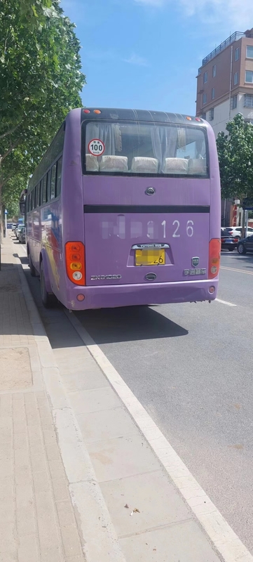 2014 Jaar 45 de Zetels Gebruikte Yutong-Diesel van Bus Front Engine Two Door LHD van de Bussenzk6102d Bus
