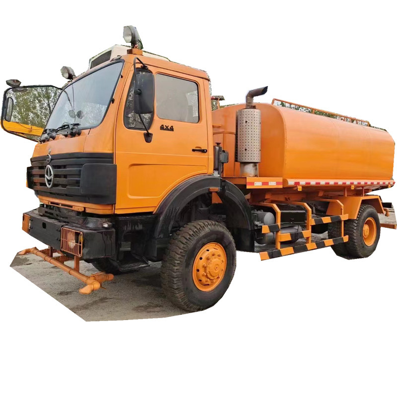 LHD 15 Kubieke van de de Tanksproeier van het Meterswater van de de Vrachtwagen290hp Volledige Aandrijving 4X4 Off Road het Watersproeier