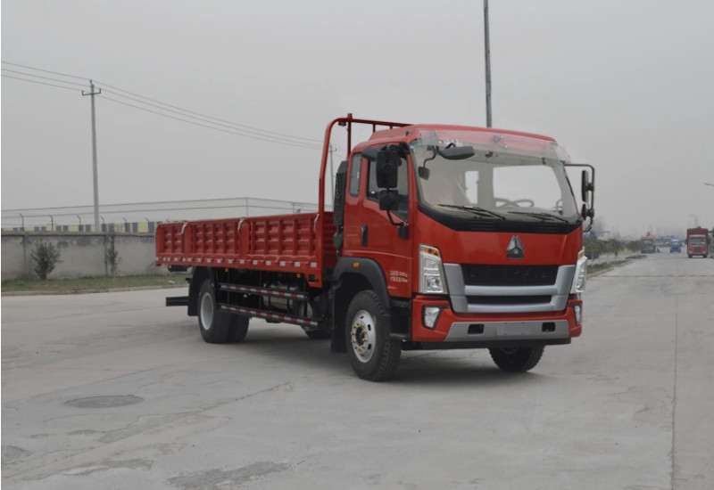 2 de Vrachtwageneuro Ii van de de Ladingsvrachtwagen 420hp van Howo de Krachtige Dubbele Omheining Trailers Truck van de bestelwagenslading