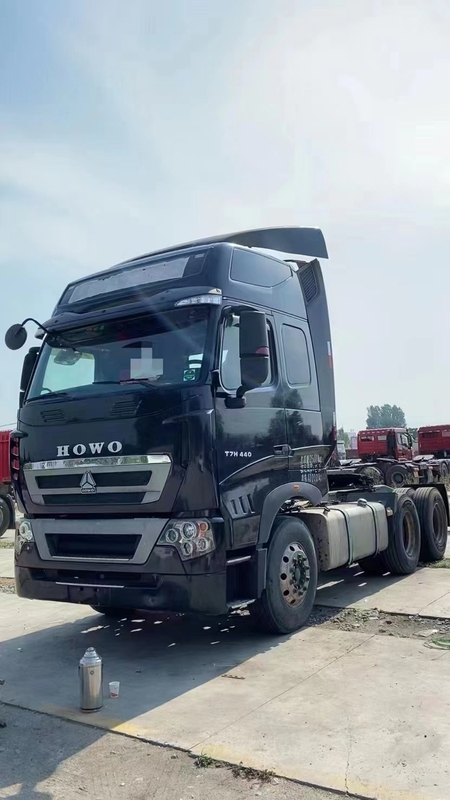 Gebruikte Sinotruck 6*4 10 Wiel 440 van de Tractorhowo T7 van de Paardmacht Hoofd van de de Dieselmotoraanhangwagen het Hoofd