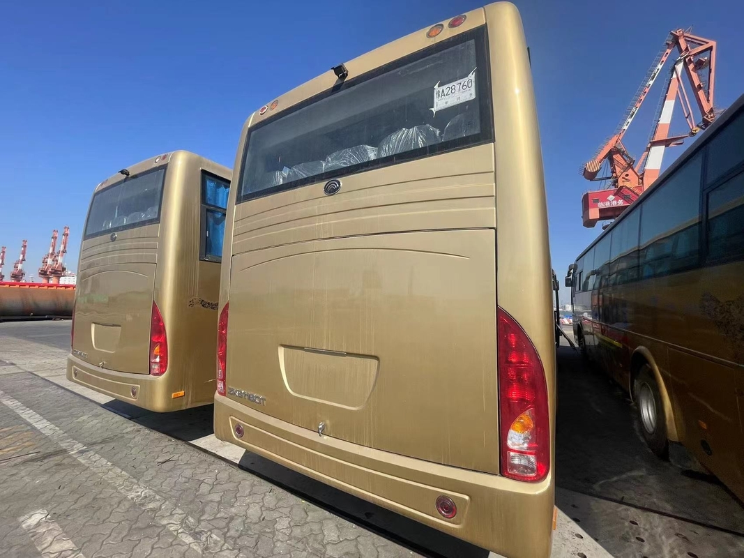 Gebruikte Tourbus Front Engine Yutong 53-65seats Yuchai-motor met rechtse besturing ZK6116D