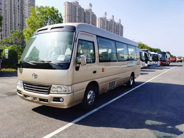 Linkeraandrijving Gebruikte Onderlegger voor glazenbus Japans Mini Bus Toyota Brand 29seats 2TR