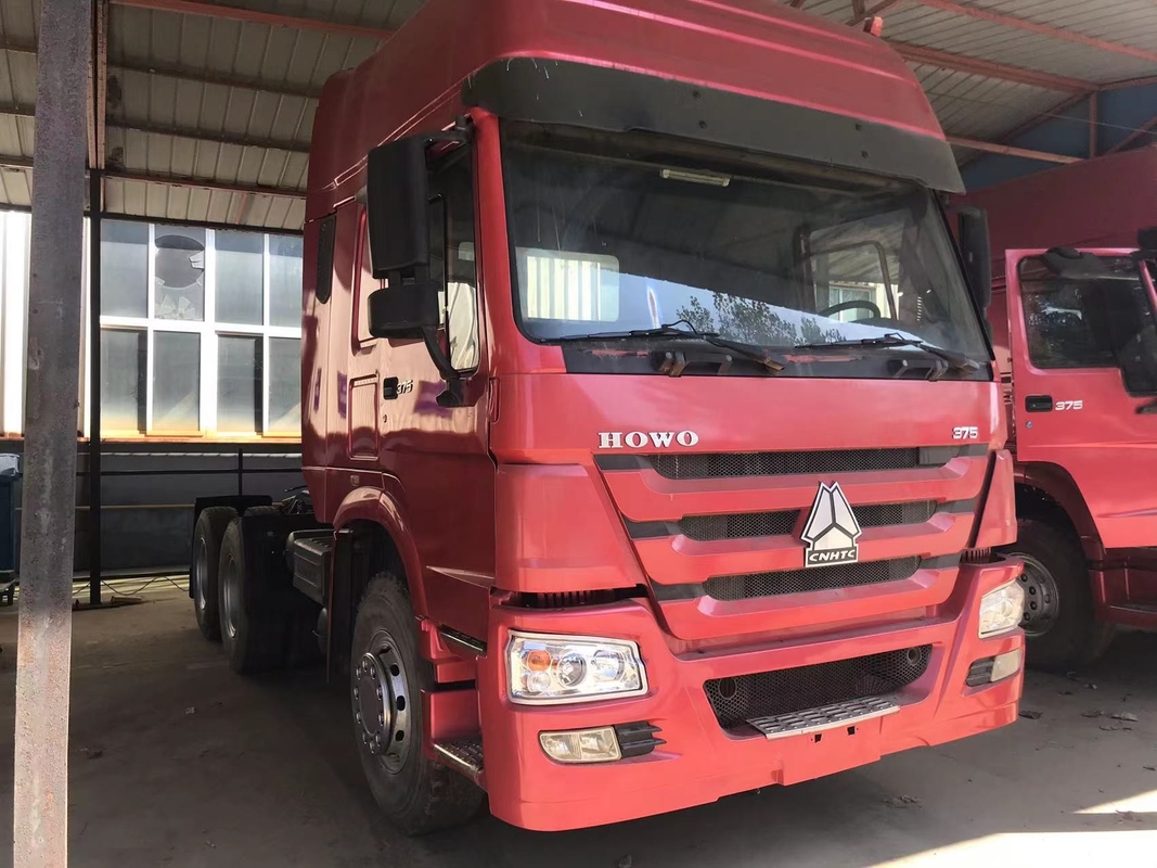 Op zwaar werk berekende Sinotruk Howo gebruikte 10 de Vrachtwagen van de Wielen6x4 Tractor met 371Hp voor Verkoop