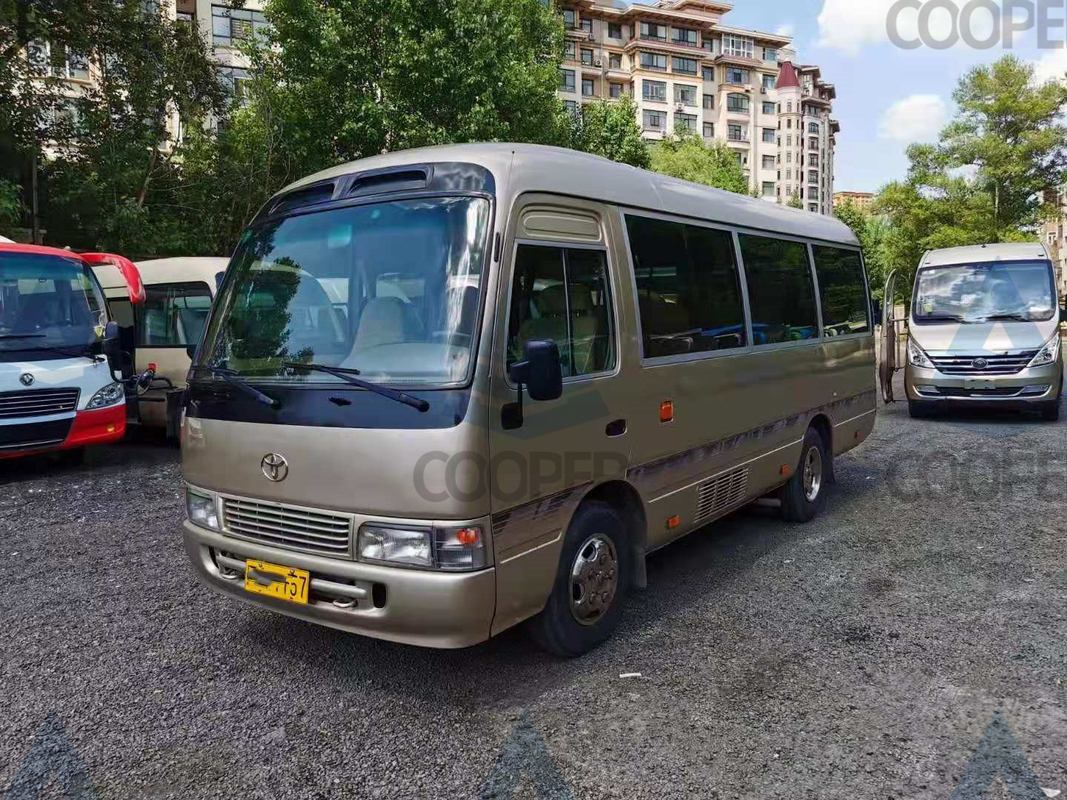 23-29 de zetels gebruikten Toyota-de Gebruikte Bus van Bustoyota Onderlegger voor glazen met Luxe Binnendecoratie