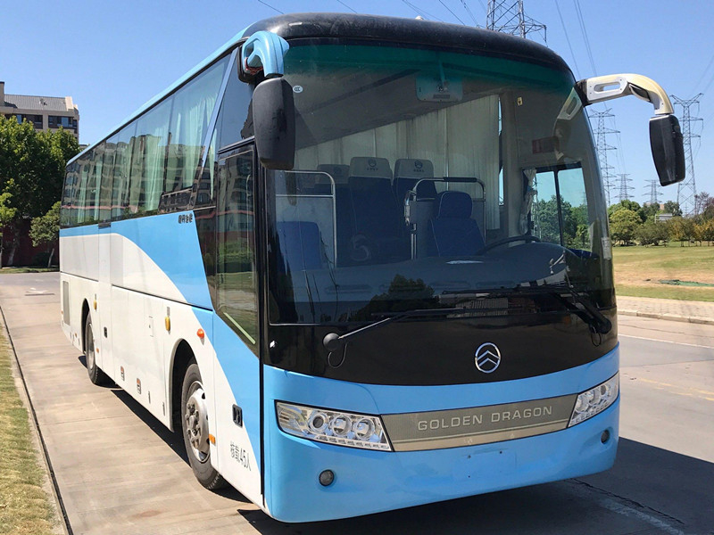2015 Jaar 45 gebruikten de Zetels Gouden Dragon Bus XML6103J28 LHD in goede staat voor Toerisme