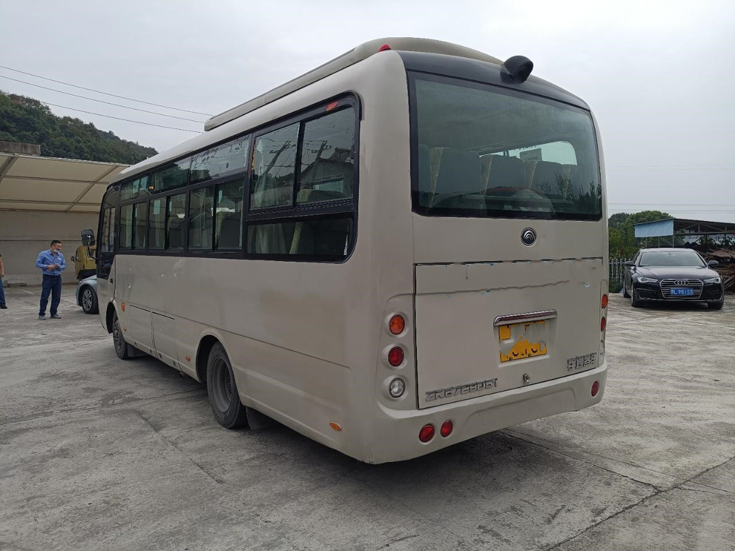 Mini Tour Coach Used Yutong-Bus ZK6729D die 130hp Deur 28seater Verlaten Leiding vouwen