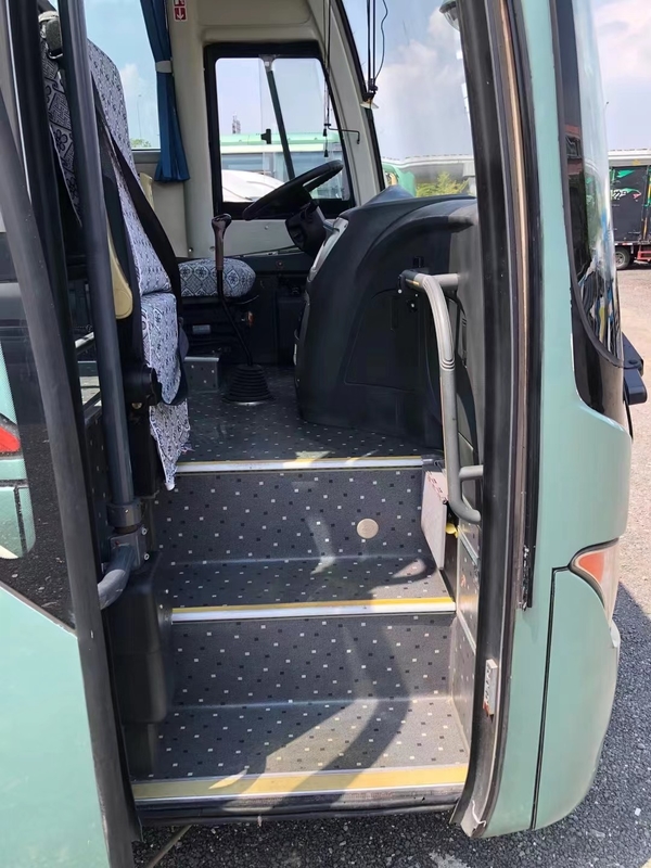 35 Zetels Gebruikte de Buslhd Leiding van Kinglong XMQ6802 voor Vervoer in goede staat