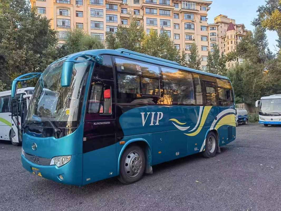 De luxe Hogere KLQ6796 gebruikte busbussen 34 opschorting van de de Plaatlente van de zetelslhd de Achtermotor 147kw