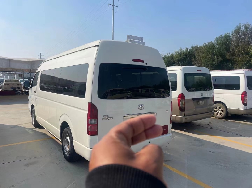 2017 Jaar 13 de Zetels Gebruikte Handtransmissie van Toyota Hiace Mini Bus With Front Engine