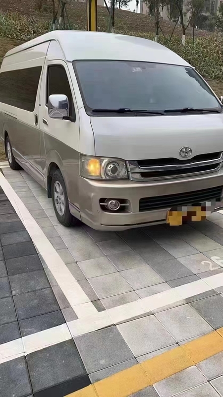 2018 Jaar 13 Zetels Gebruikte Minibus Met Voormotor Toyota Hiace Bus Met Hoog Dak