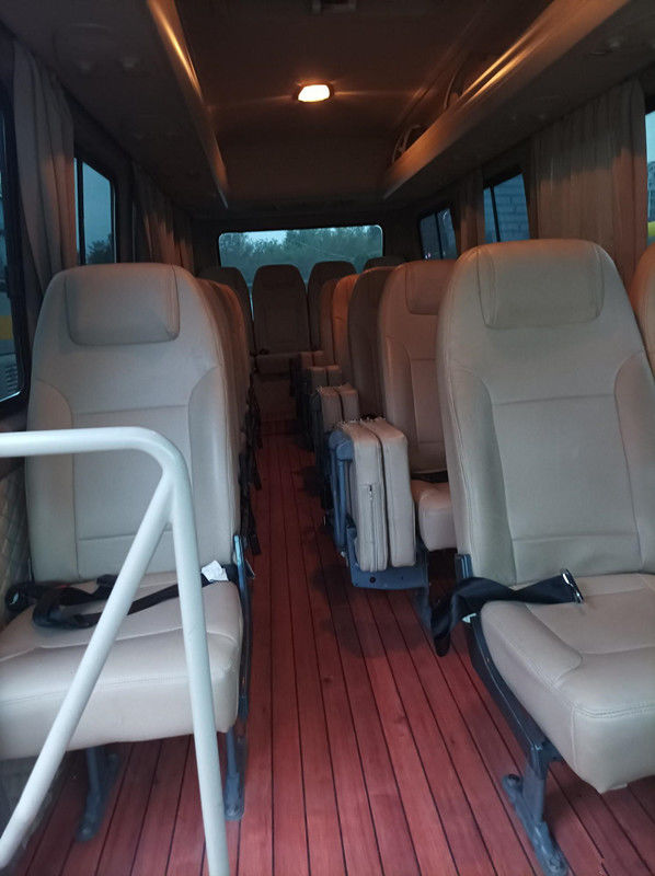2017 Jaar 23 Gebruikte bus met leer zitplaats Airconditioner In goede staat