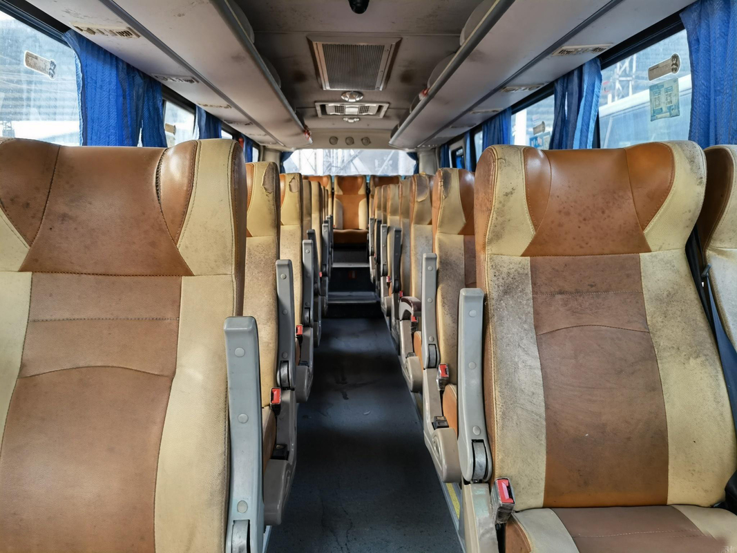 De luxebus Bus Used Kinglong vervoert Diesel van Tweede Handrhd Lhd Euro Bus 3 voor Verkoop per bus