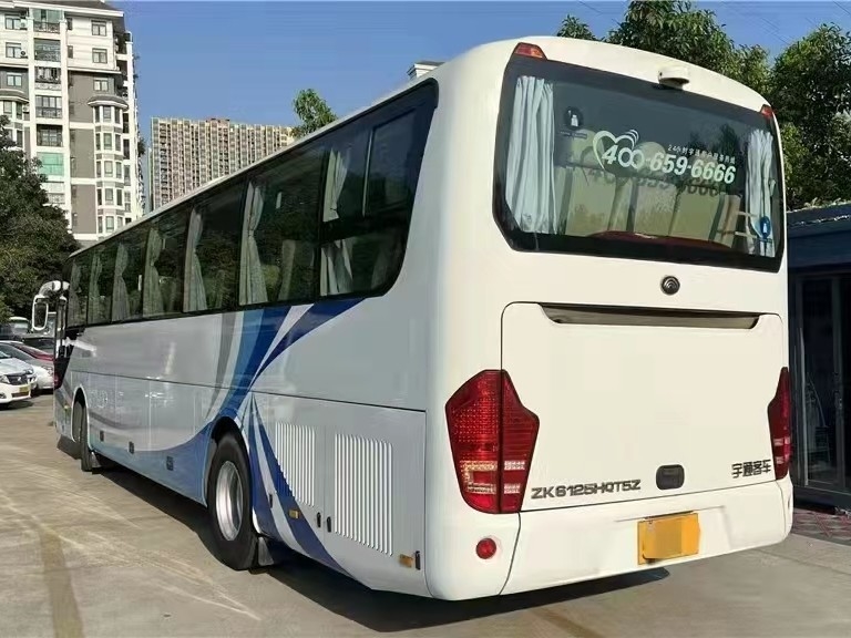 de gebruikte doorgangsbus Yutong 55seater gebruikte Rv-het Luchtkussenopschorting van Buszk6125 Dubbele Deuren