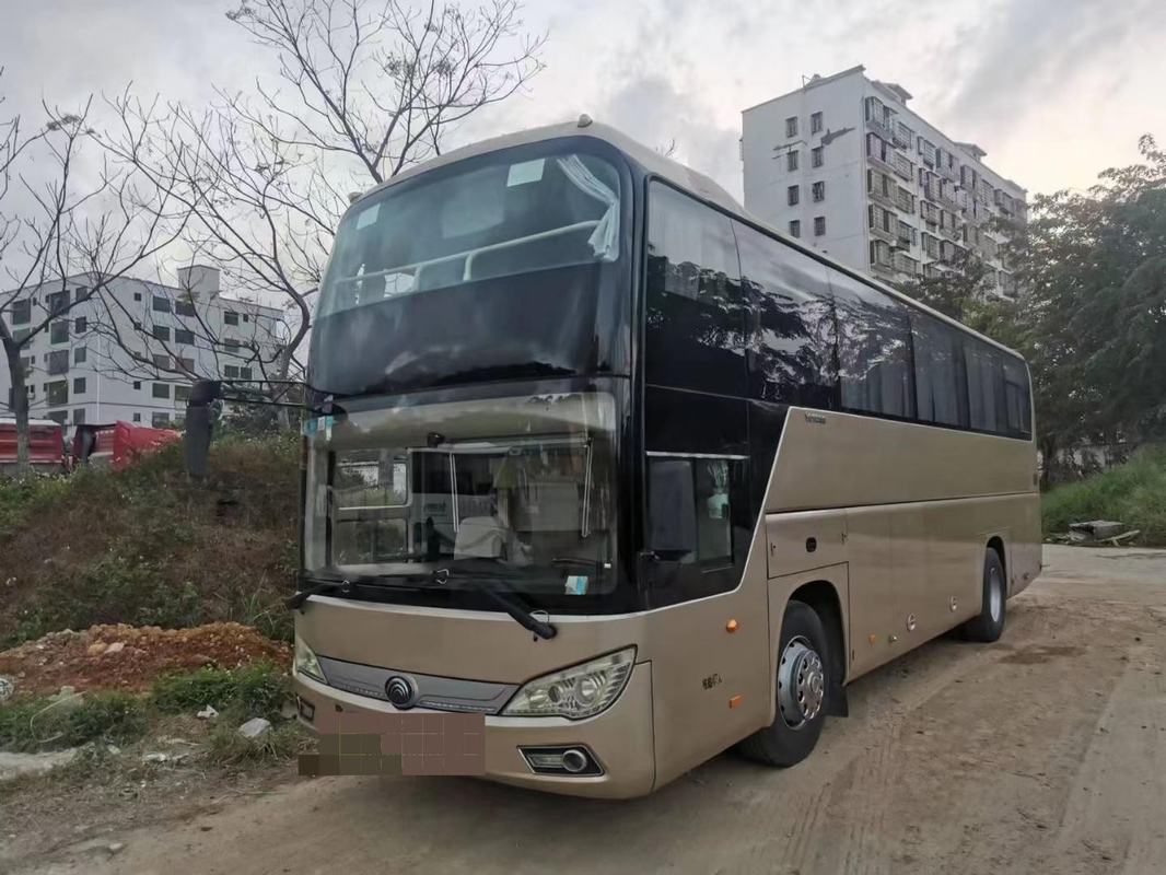 de bus van de luxebus gebruikte yutong van de het vervoersbus van de 47 zetelspassagier de tweede handbus voor verkoop