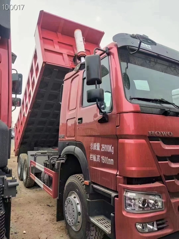 Gloednieuwe Tipper Truck 6*4 400hp 2023 het Jaar Chineesvrachtwagen van HOWO