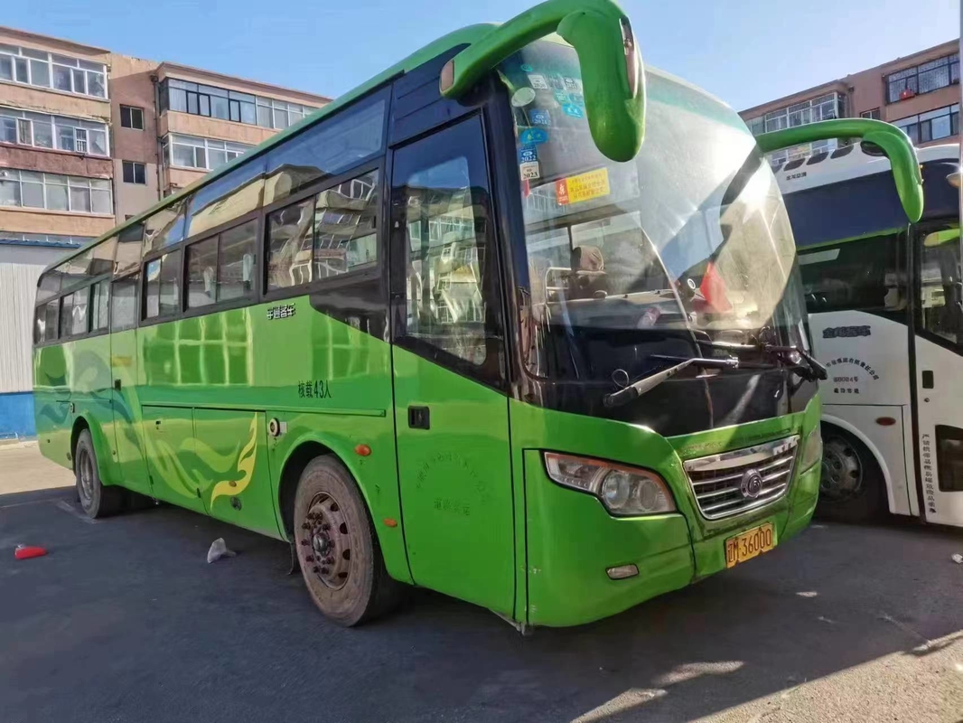 Bussen 2015 Jaar over lange afstand 45 Zetelszk6102d Front Engine Bus Used Yutong Bus