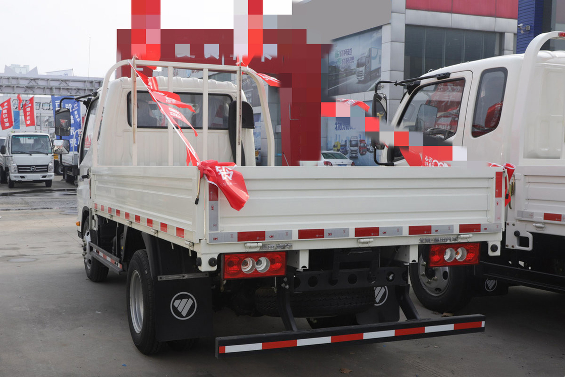 De gebruikte van de Vrachtwagenstortplaats 132hp Lichte Nieuwe Tipper Tipping Left Hand Drive Foton Vrachtwagens van de de Stortplaatsvrachtwagen 4x2