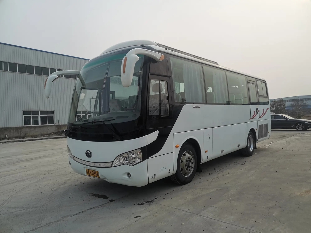 Van de de Bus45seats 2+3layout Yuchai Motor 162kw van Yutong van de tweede Handbus de Verbindingsvenster ZK6888