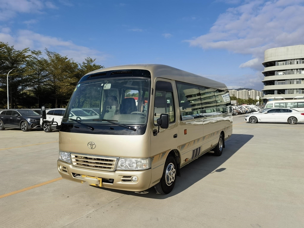 Het Toyota Gebruikte Japan Gebruikte Handtoestel van de Onderlegger voor glazenbus 2010 Jaar Luxueus met 20 Zetels