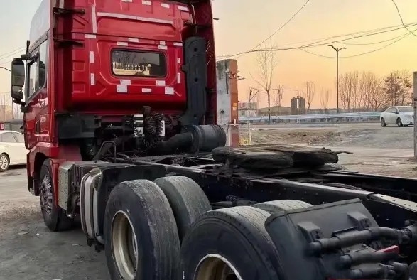 De gebruikte van de het Dakcabine van Tractoraanhangwagens Hoge Vrachtwagen van de de Motor500hp 6×4 SHACMAN D'LONG X3000 Tractor van Weichai