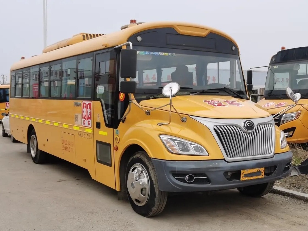 Van de Busweichai van de tweede Handschool Motor 52 Zetels 9 Meters YuTong Gebruikte Buszk6935d